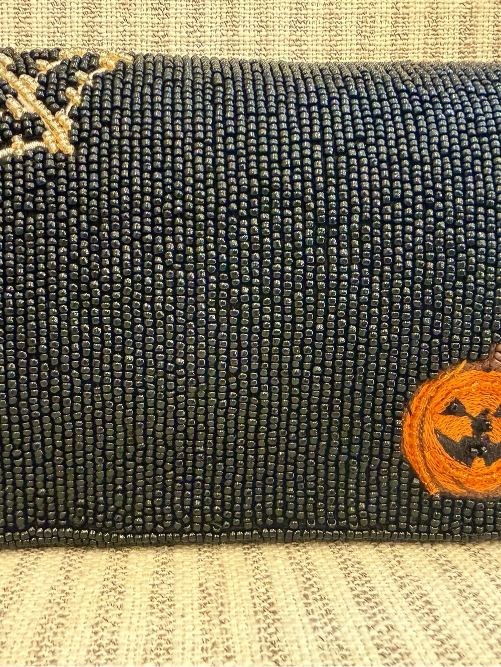 NWT Cutest bag out there! Beaded Black Halloween Dogs Pumpkins Shoulder Bag - Picture 5 of 9